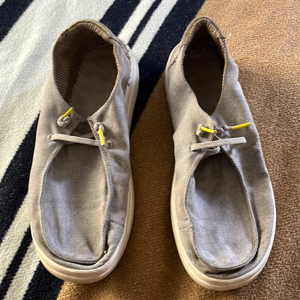 Gray hey dudes worn once didn’t fit size 9